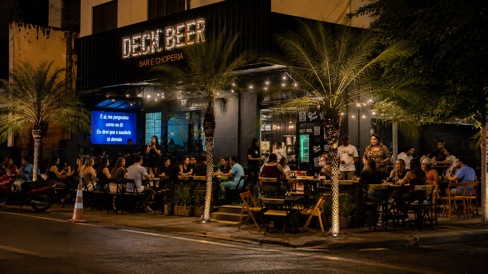 Deck Beer tem karaokê às terças em que você pode cantar sem sair da mesa